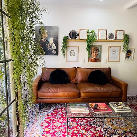 Art-Inspired Bedroom Close To Cbd Mossel Bay Esterno foto